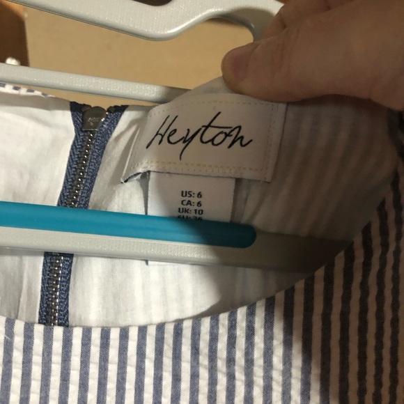 Blue and white dress with pink fringe at the bottom - Picture 2 of 6